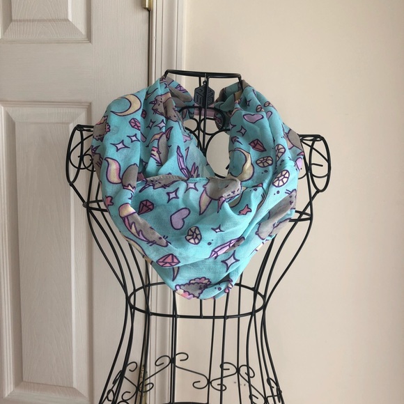 Pusheen Infinity Scarf - Picture 2 of 8